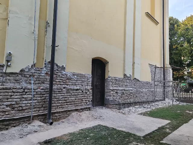 Obnova župne crkve Uzvišenja svetog Križa u Rumi - fotografija 15