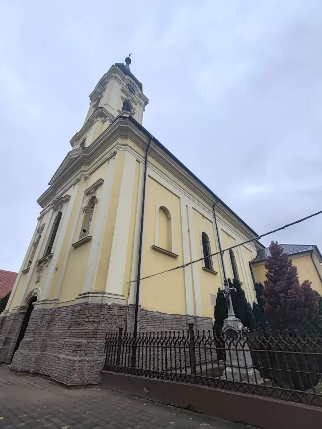 Obnova župne crkve Uzvišenja svetog Križa u Rumi - fotografija 32