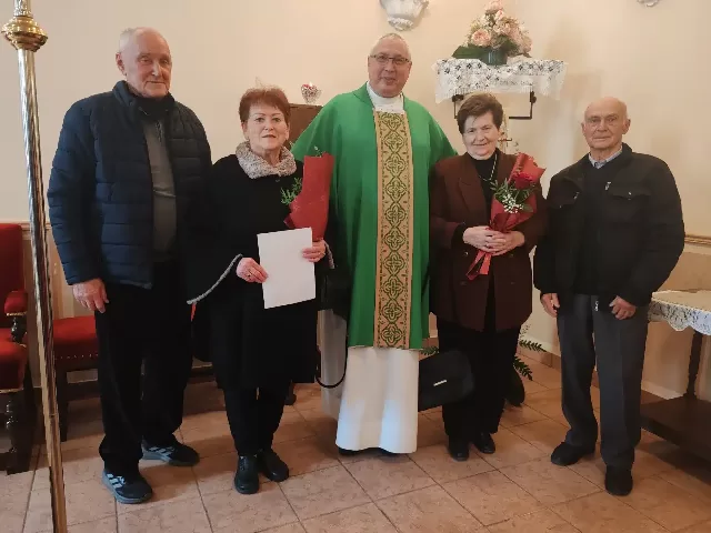NEDJELJA CARITASA I BRAČNIH JUBILEJA U RUMI - fotografija 4