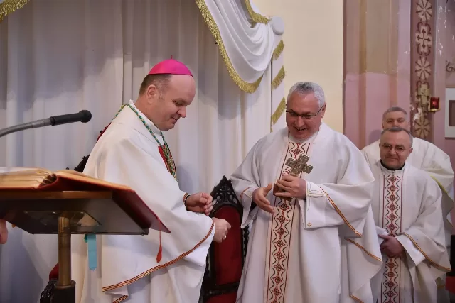 Mons. Josip Ivešić proslavio jubilej - 25 godina svećeništva - fotografija 2