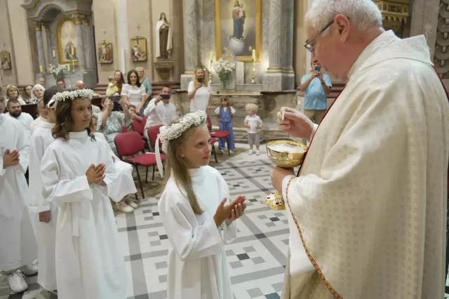 Prva pričest u Rumi 2026 - fotografija 130