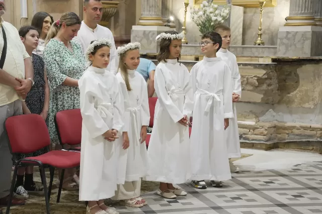 Prva pričest u Rumi 2026 - fotografija 121