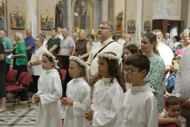 Prva pričest u Rumi 2026 - fotografija 33