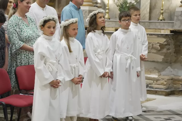 Prva pričest u Rumi 2026 - fotografija 120