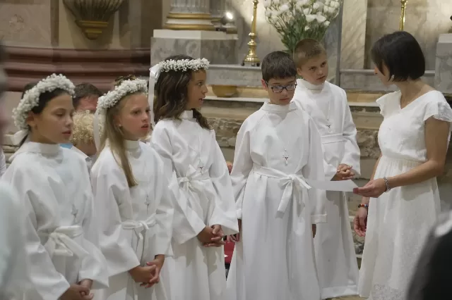 Prva pričest u Rumi 2026 - fotografija 154