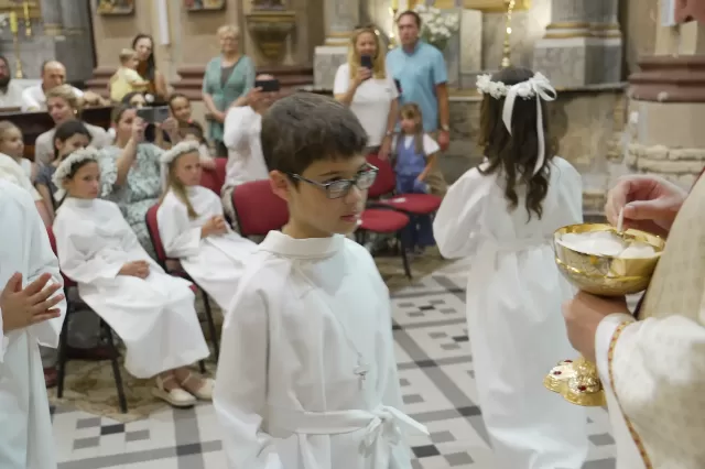Prva pričest u Rumi 2026 - fotografija 138